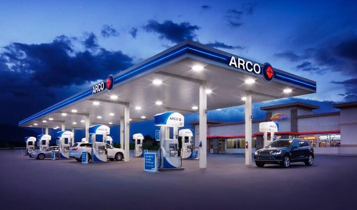 Arco Gas Station: A Community Gathering Place